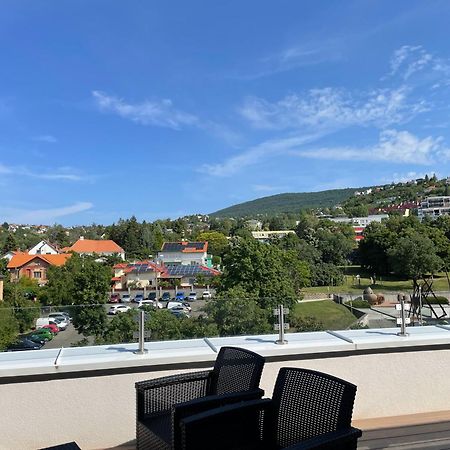 Exkluziv Panoramas Lakas Pecs Lägenhet Exteriör bild